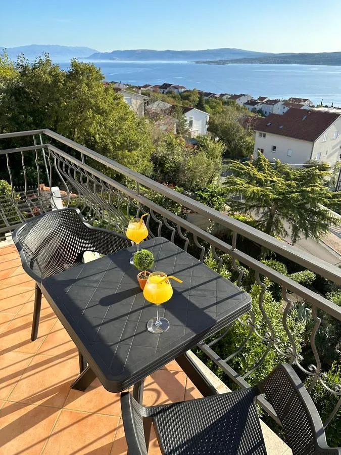 Apartments Badnje Dramalj 0*,  Croatia