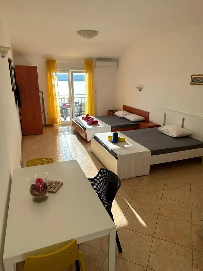Apartments Badnje Dramalj Croatia